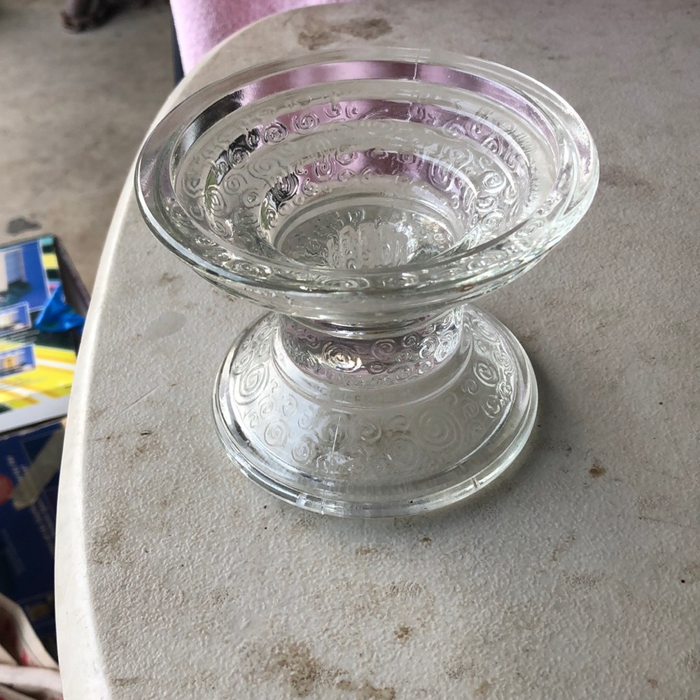 Candle holder